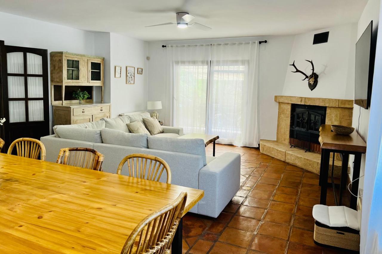 Villa Aljaral, Espectacular,Piscina,Chimenea, Climatizacion, Wifi Cordoba Luaran gambar